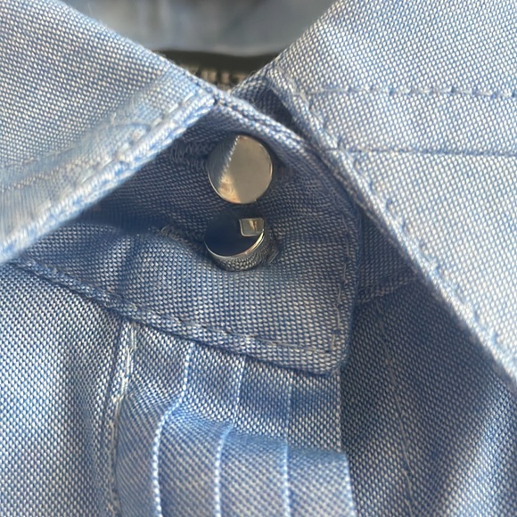 NWT White House Black Market button down shirt size 6 - Picture 3 of 10